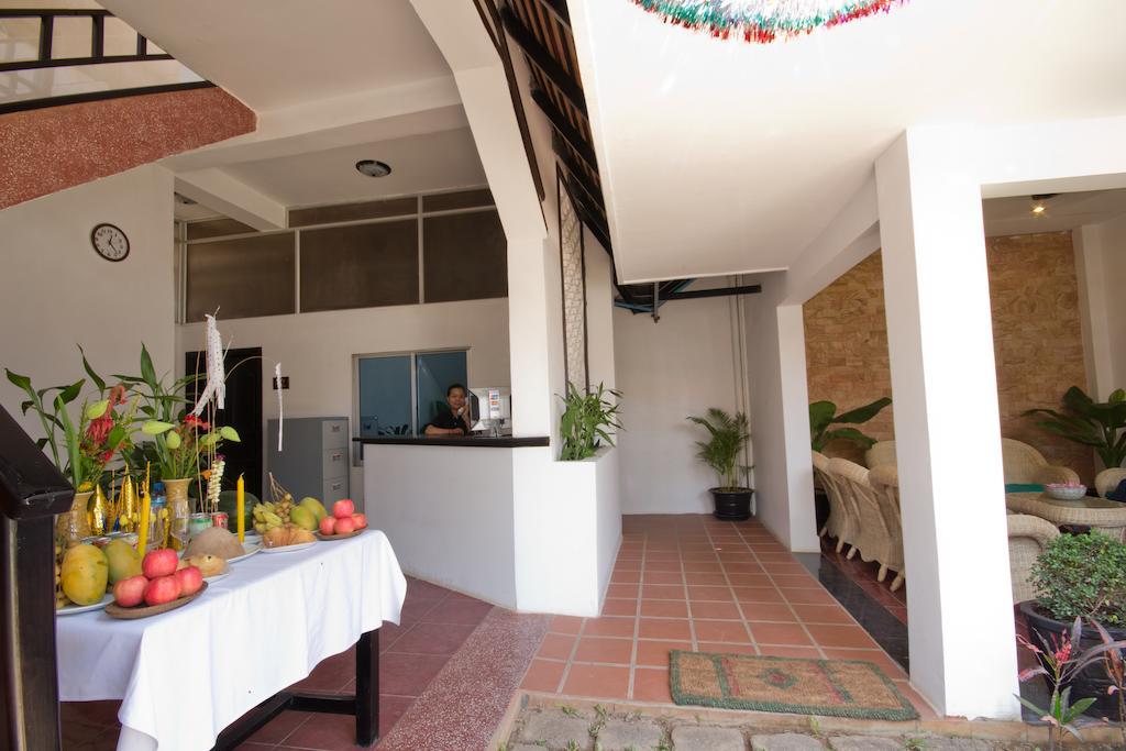 The Moon Villa Siem Reap Esterno foto