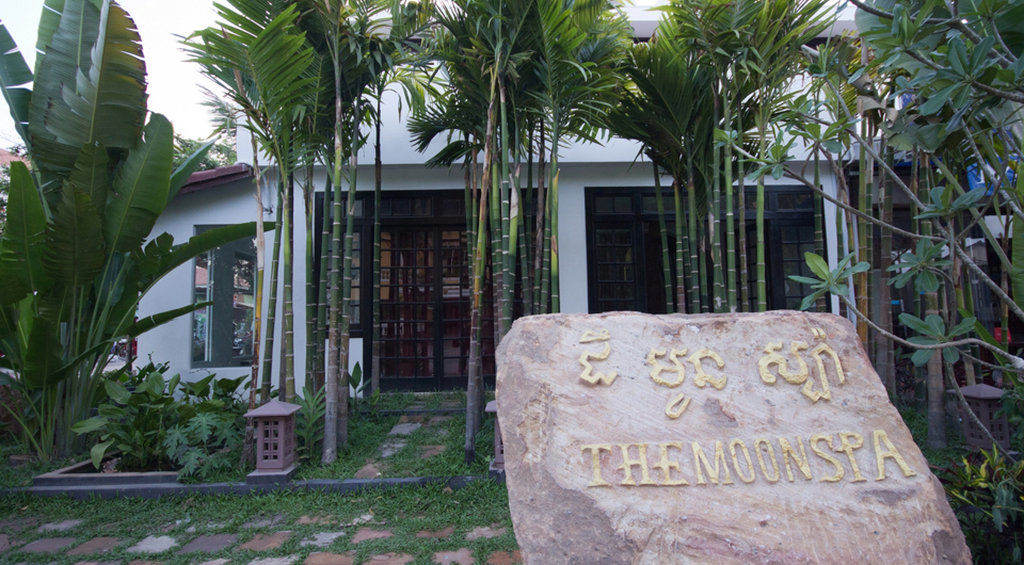 The Moon Villa Siem Reap Esterno foto